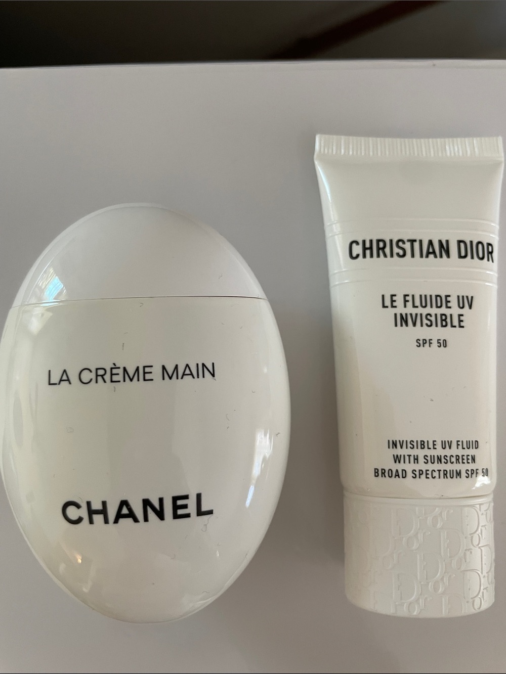 CHANEL La Crème Main Hand Cream — White